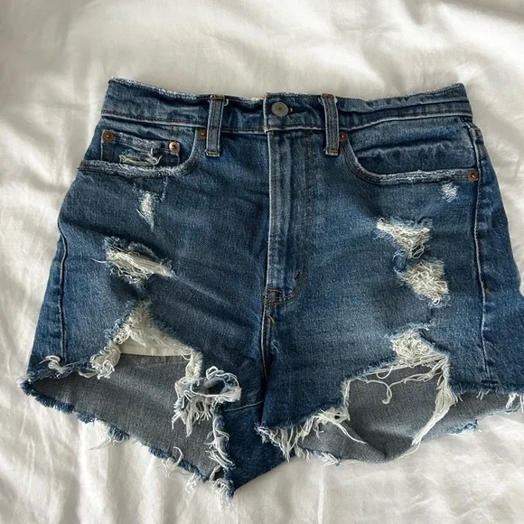 Abercrombie High Rise Mom Shorts - Picture 1 of 4